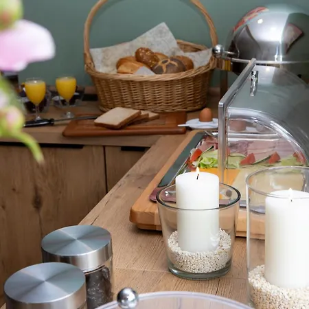 Hotel Zum Kreuzberg 3*