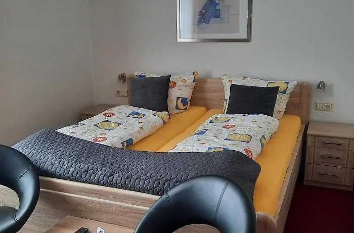 호텔 Zum Kreuzberg